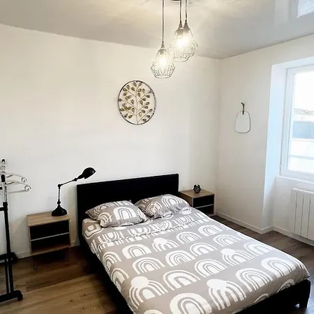 Spacieux Chaleureux Apartment